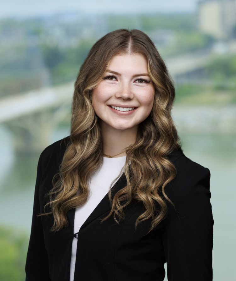 Terryn Bateman, Saskatoon Associate