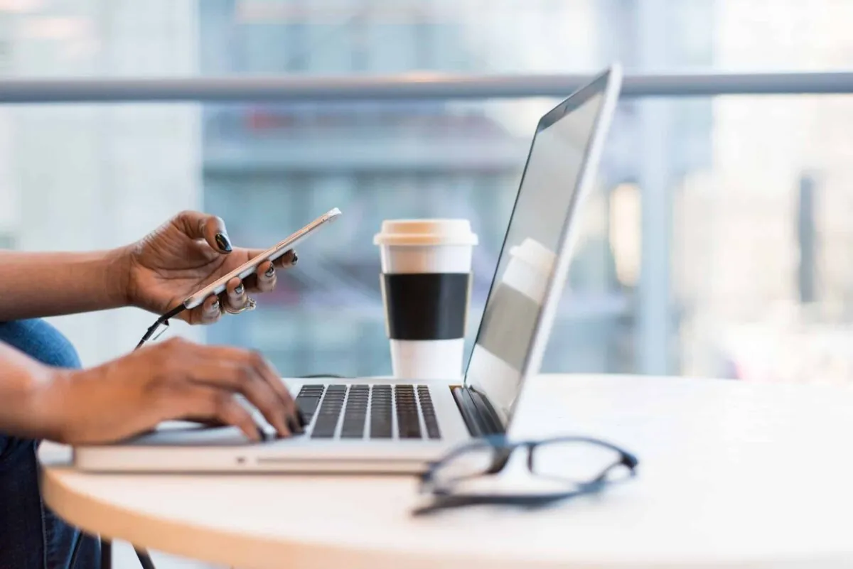 woman at laptop
