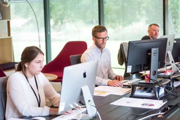 Social Distancing workplace
