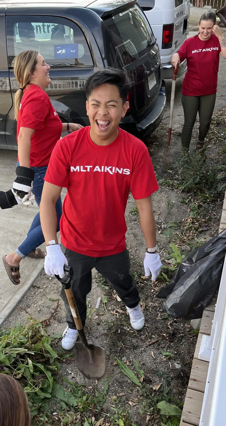 Regina team members volunteering