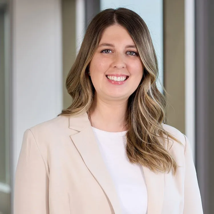 Lexi Cantor | Winnipeg lawyer
