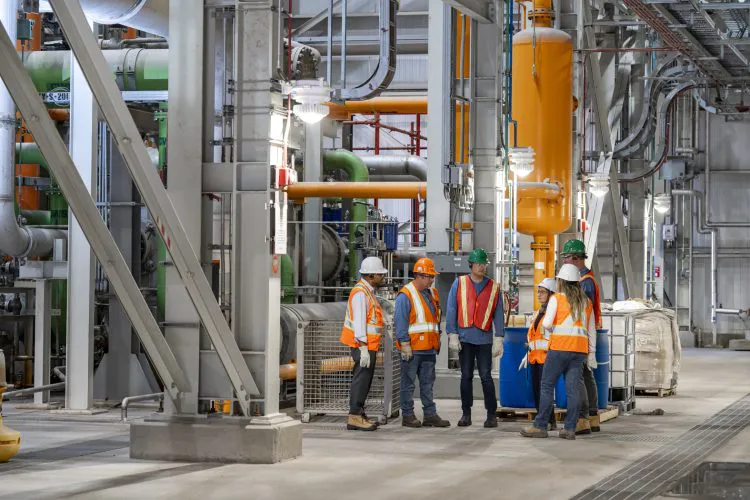 Energy industry - group of workers | PTRC
